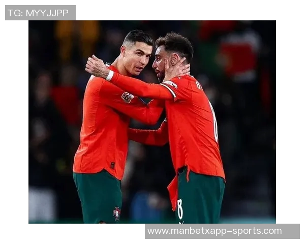 B费谈角色转变:助攻中锋C罗带来的独特价值无可替代 B费谈角色转变:助攻中锋C罗带来的独特价值无可替代